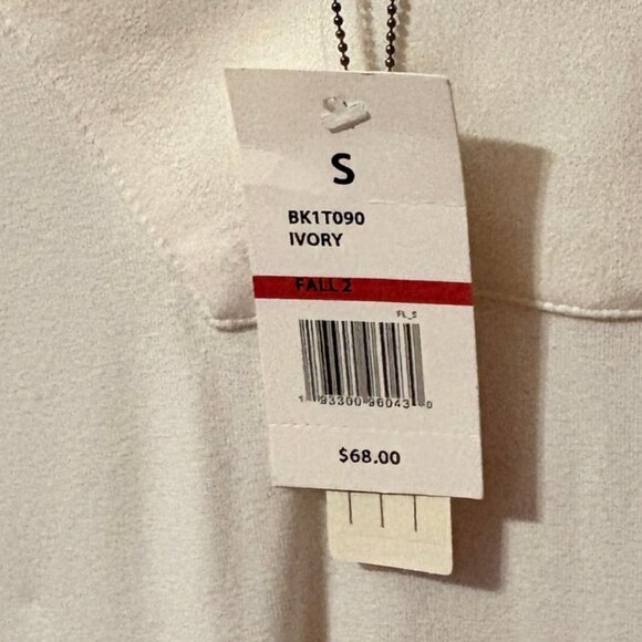 CUPIO Long Sleeve V-neck Asymmetrical Shirt - Picture 5 of 6